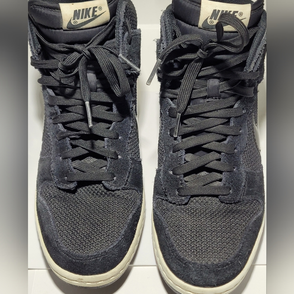 Nike dunk wedge size 8 women's